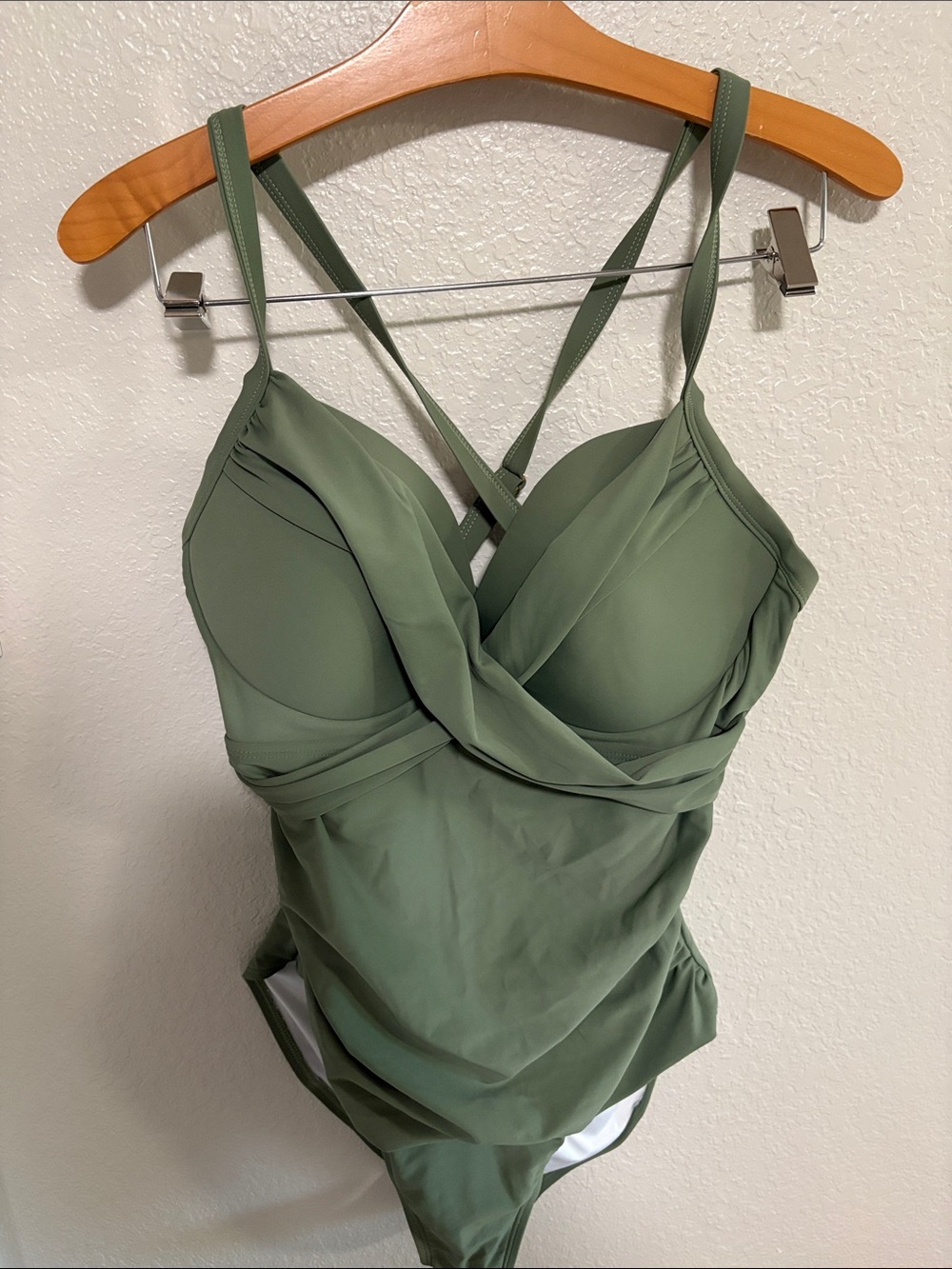 Sculpting Olive Green One-Piece Swimsuit with Cross-Back Straps